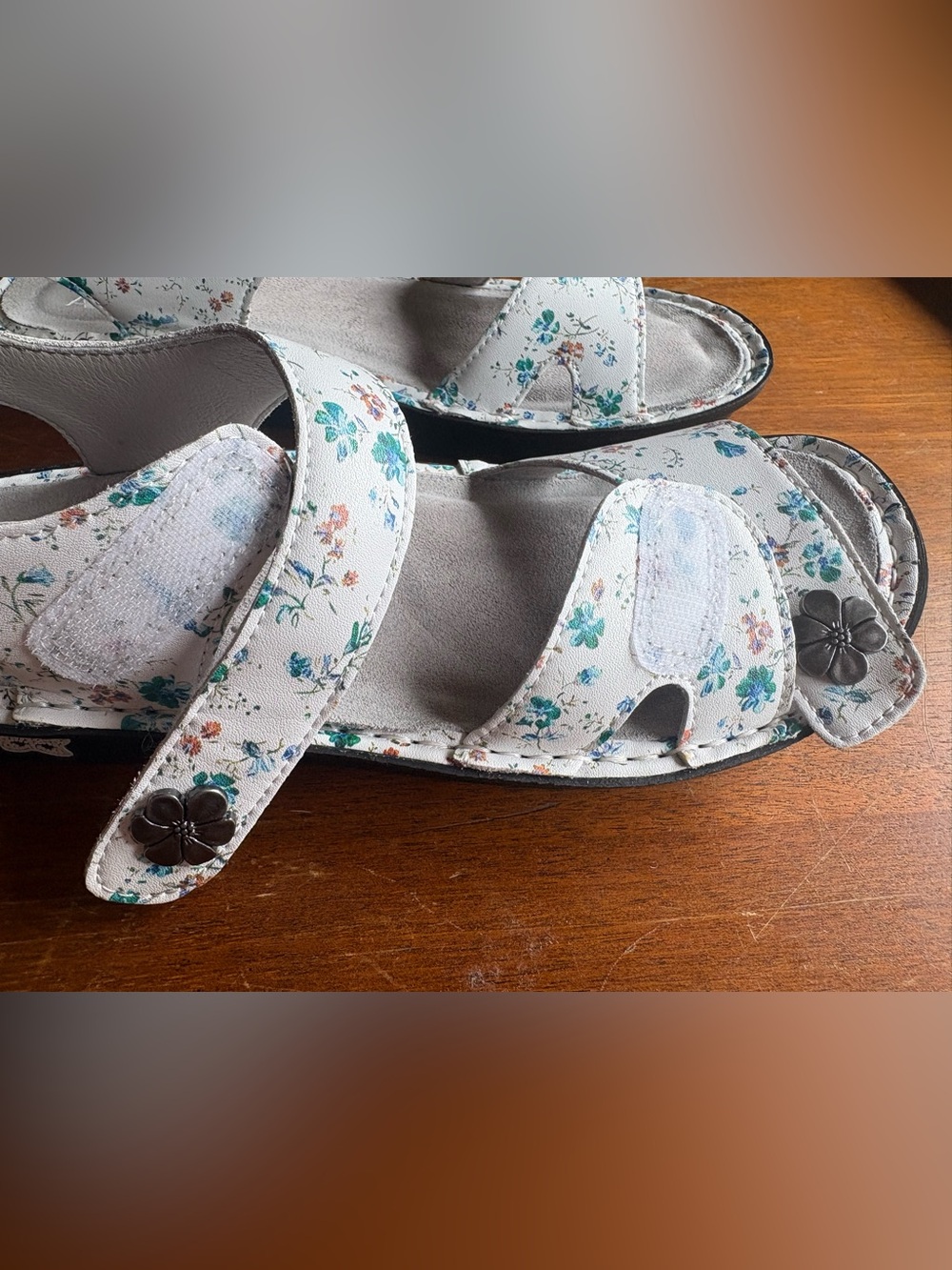 Alegria Womens White Sandals with Blue and Teal Floral Print - Picture 4 of 6